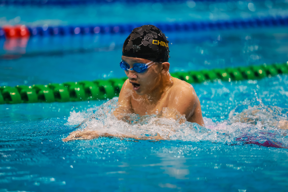 900个青少年参赛名额一天抢空!第三届全国游泳城市系列赛(深圳站)开赛