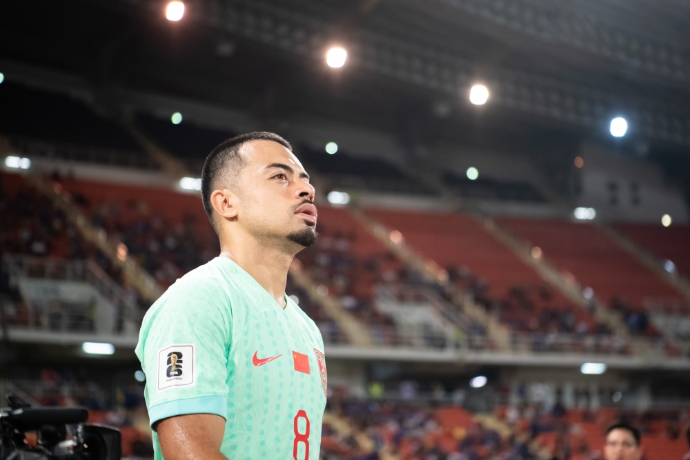 在3月8日公布的国足31人集训名单中,李可,李昂,谢文能,赵博和此前伤退