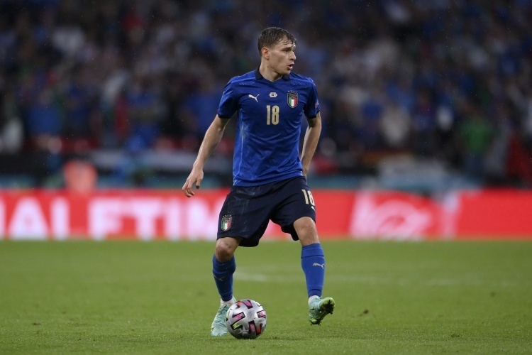 巴雷拉为意大利出场53次打进9球追平托蒂的国家队进球数