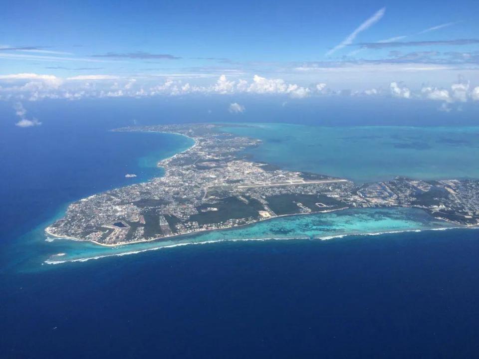 突发！开曼群岛附近海域发生8.0级地震，洪都拉斯发布黄色预警_腾讯新闻