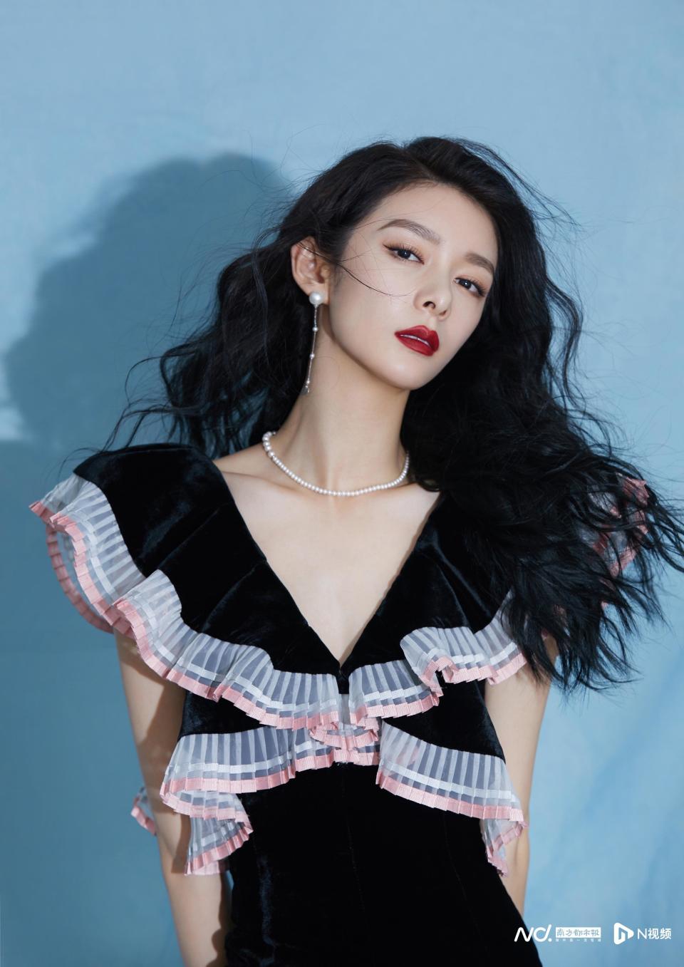 出演"打女""产妈"引热议,傅菁:打破观众对我的固有印象_腾讯新闻