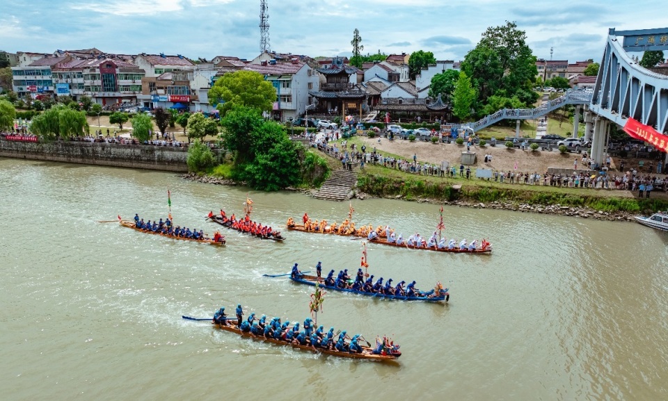 "宁"有龙舟,热辣滚烫 | 这里的龙舟赛,再度惊艳南京