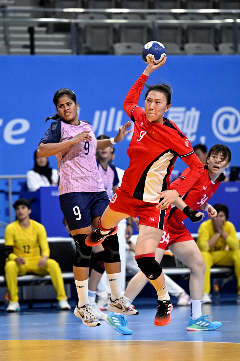 手球——女子b组小组预赛:中国胜印度_腾讯新闻