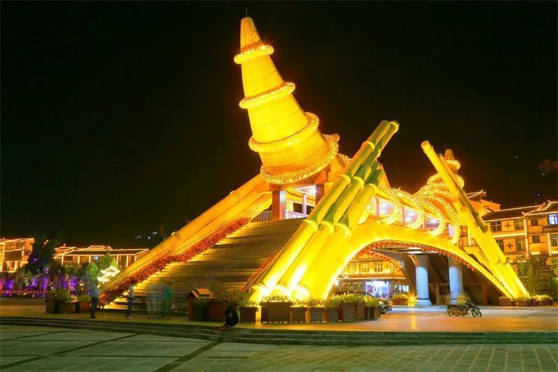 夏游云南 | 端午假期,来红河逛"街"