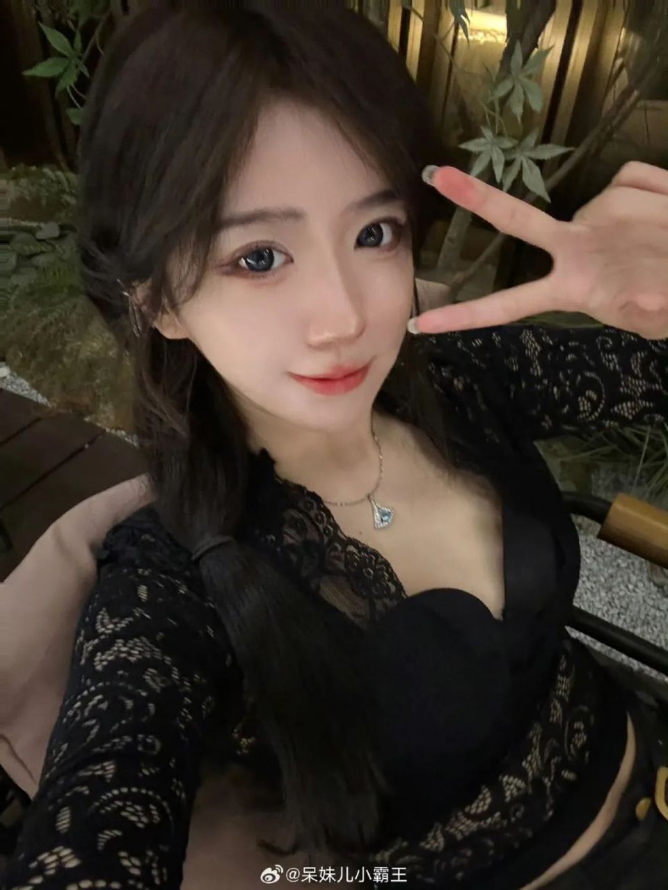 呆妹儿被质疑变胖臃肿,呆妹儿回复:灯光问题!