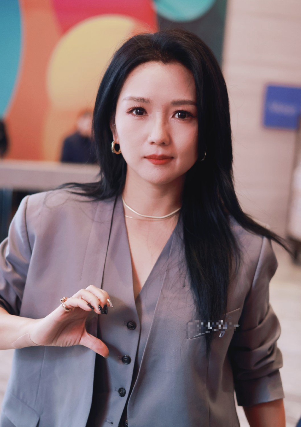 从网上的路透就能看到有韩雪,苗苗,尚雯婕,柳岩,张予曦,王琳,戚薇