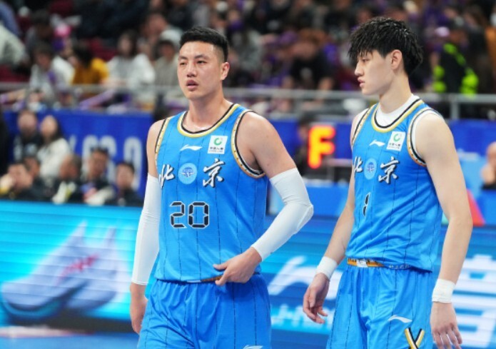 赛季五棵松收官战!北京男篮团队篮球胜上海&11人有得分进账_腾讯新闻