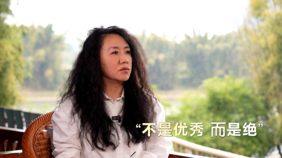 王潮歌也在与许菲的对话中,表