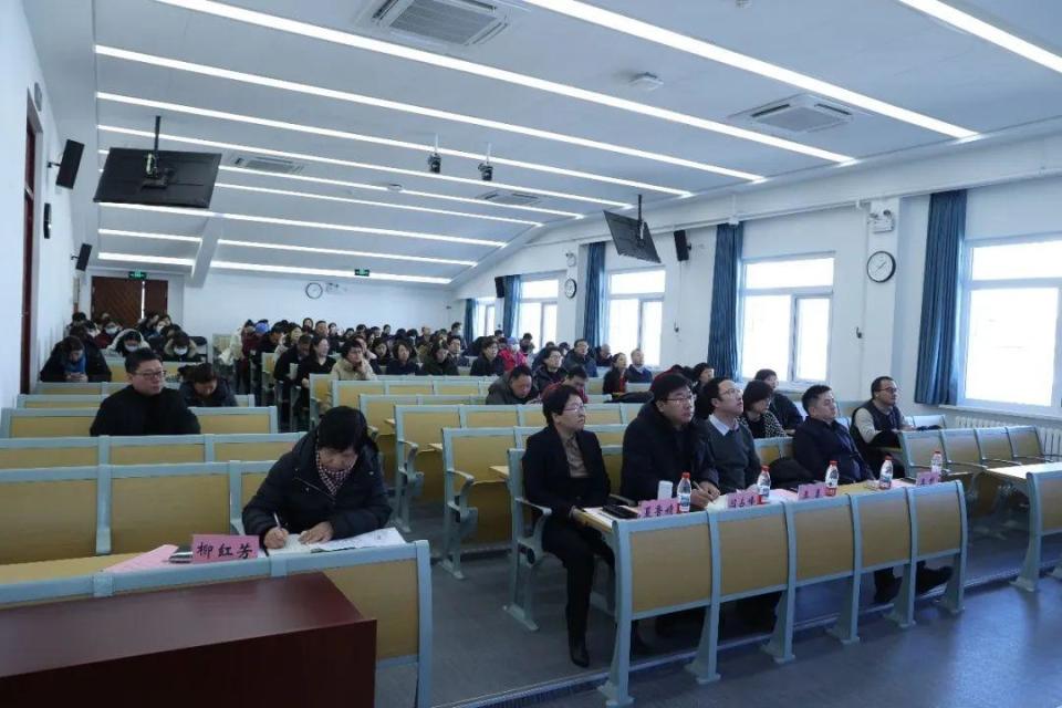 东直门医院召开2024年度临床科主任述职大会_腾讯新闻