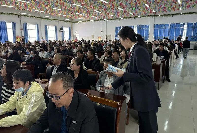 海北:联合开展家庭教育指导 督促失责家长"依法带娃"