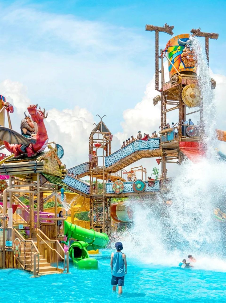 浙江高颜值"水世界天花板",好想一头扎进去!