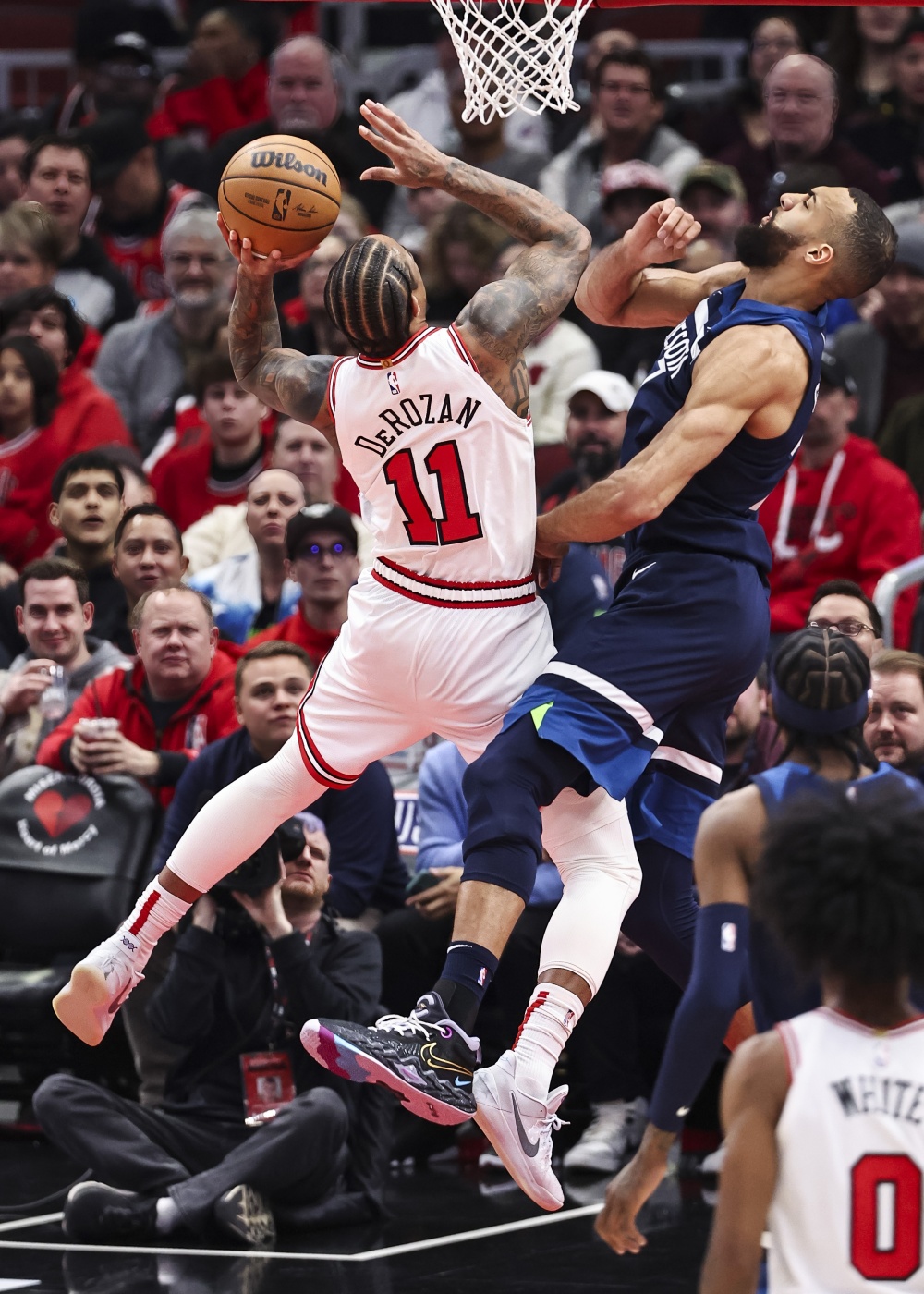 篮球——nba常规赛:公牛胜森林狼