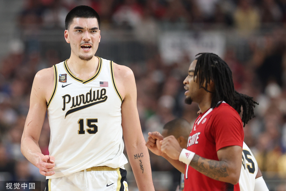 ncaa半决赛周志豪20124普渡淘汰北卡州大进决赛