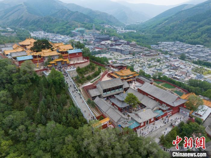 航拍山西五台山景区