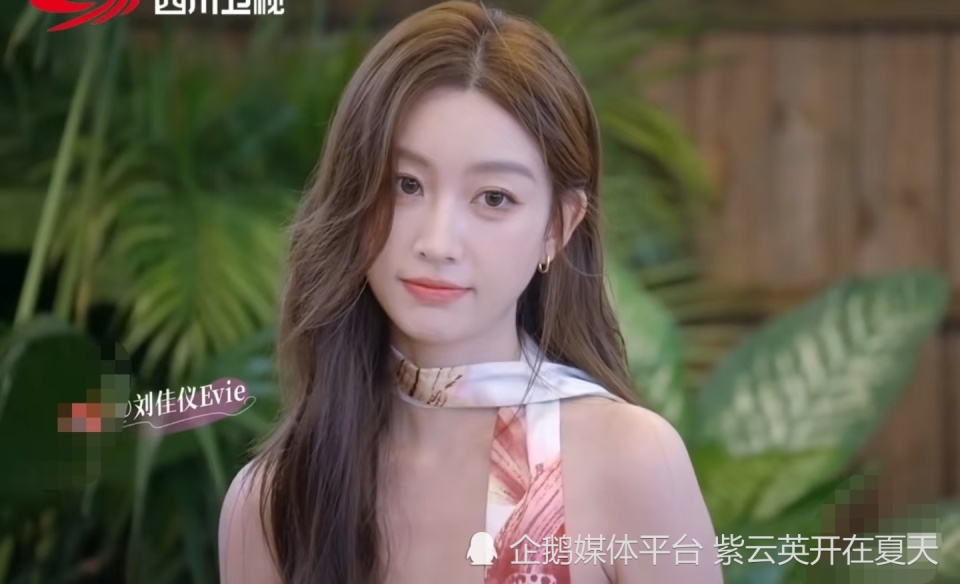 《势均力敌的我们2》中，“刘佳仪好会”刷屏弹幕，她为何能成为史上最受欢迎的恋综女嘉宾？_腾讯新闻