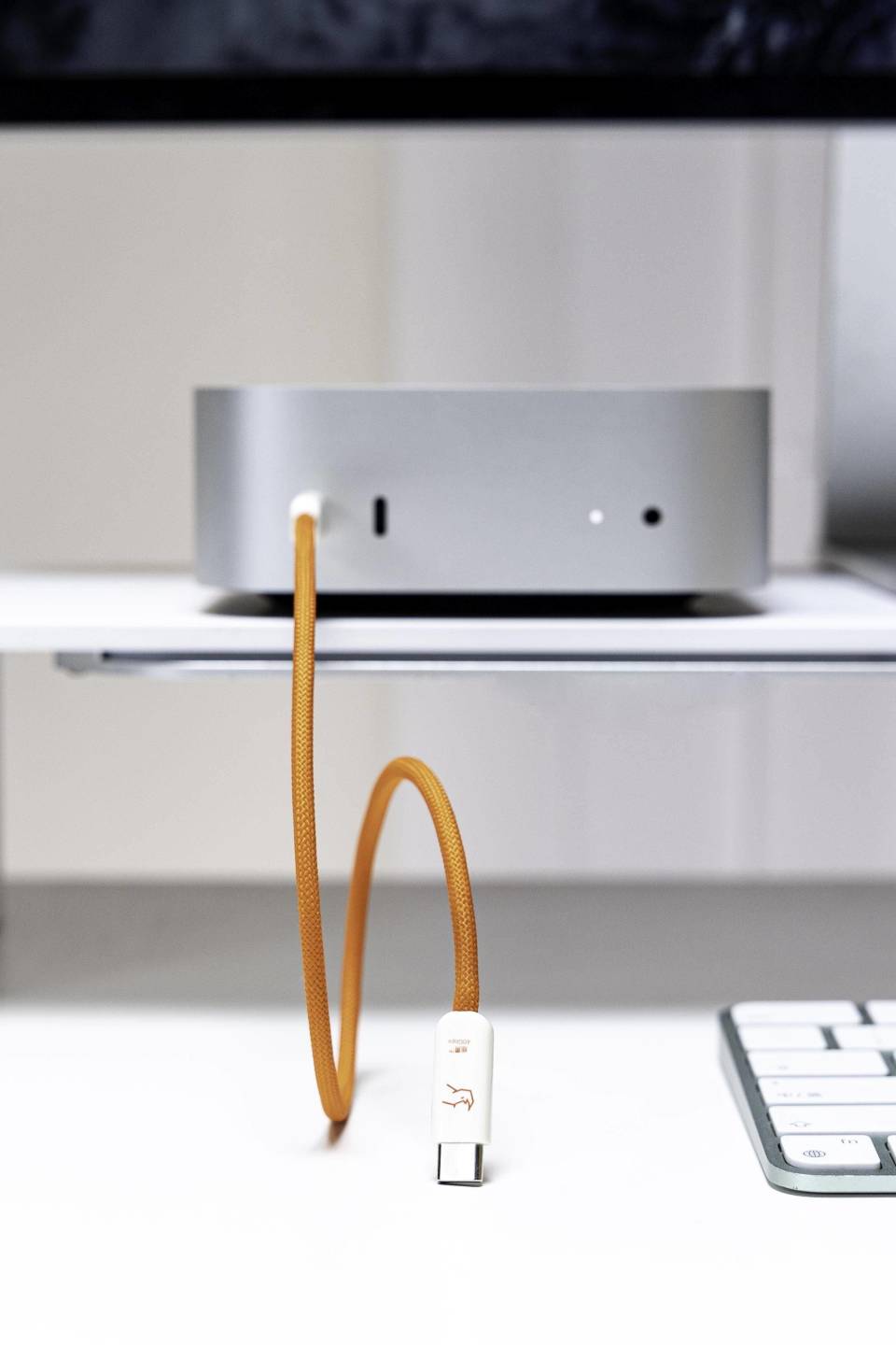 独家首测：全新 Mac mini 的 Type-C 接口能供电了？实测后，我们发现了苹果的秘密_腾讯新闻