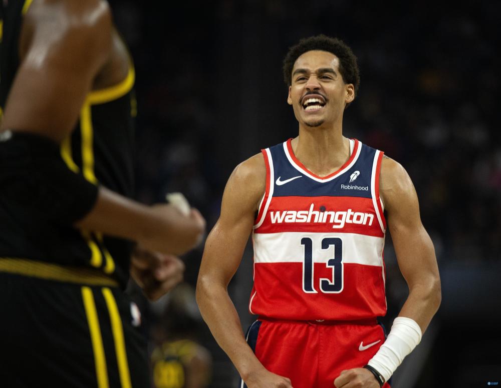 普尔打替补后球权增加仍低效失去铁三角搀扶才知走自己的路多难