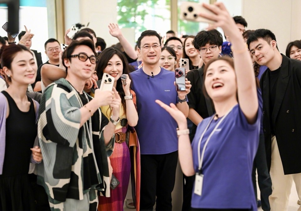 6月14日华为Pura 80系列开售，何