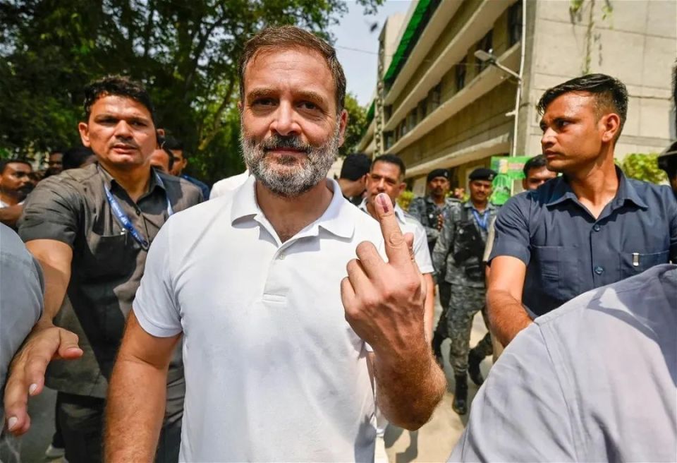 反对党著名成员,尼赫鲁·甘地家族后裔拉胡尔·甘地(rahul gandhi)