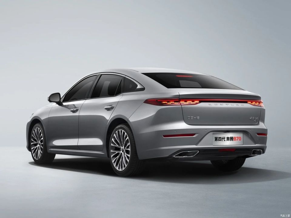奔腾b70龙腾版中型车的它售1159万起
