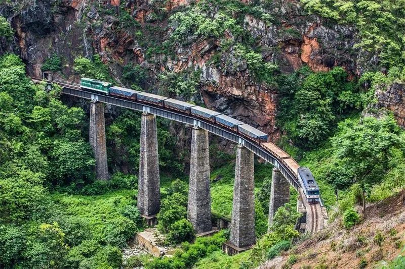 【"桥",红河有多美】风雨百年,岿然独立——屏边白寨大桥