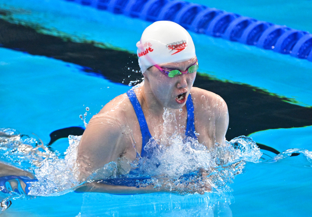 游泳女子50米蛙泳半决赛赛况