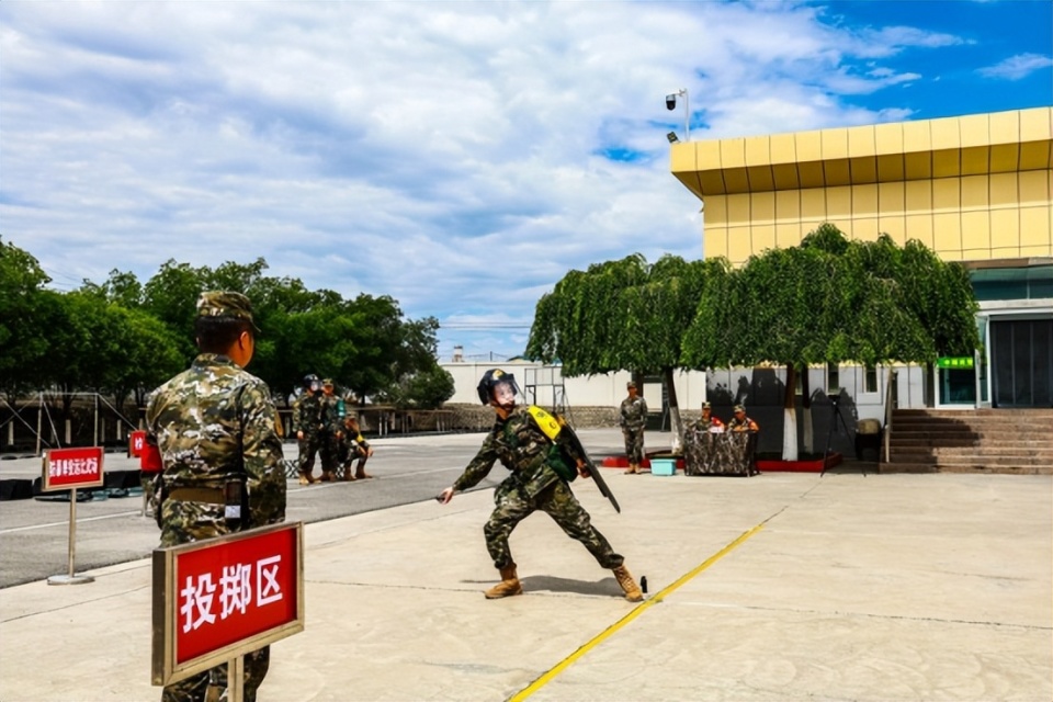 武警兵团总队某支队举行"铸剑——2024"军事训练大比武