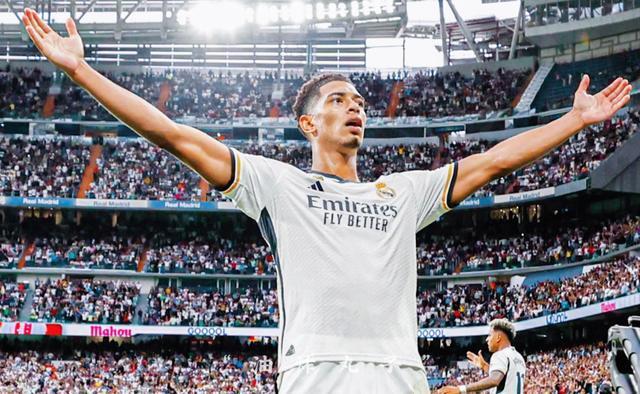 29场造44球大英双星击碎新双骄时代侧面映衬梅西c罗伟大