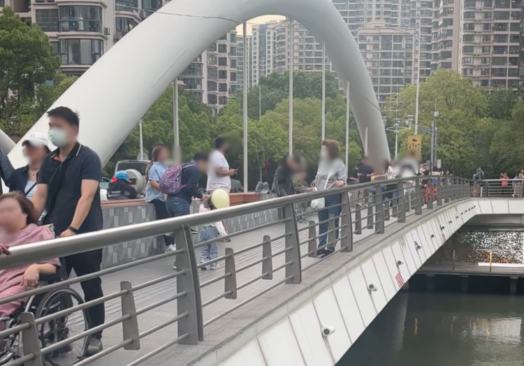 上海涌入大量泰国人，被吐槽的景点意外翻红（组图） - 3