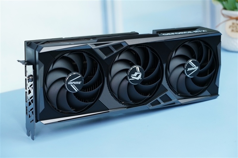七彩虹igame rtx 4070 ti super vulcan oc评测:性能比公版强3%_腾讯