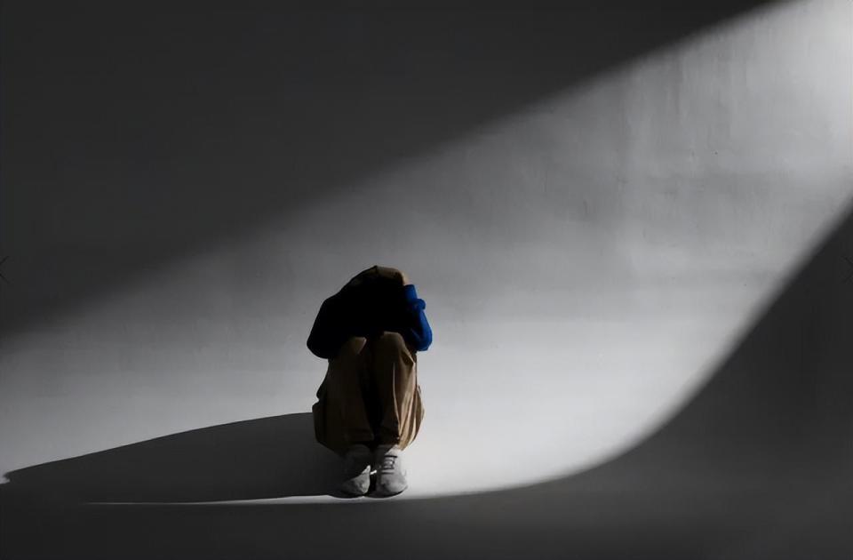 一位抑郁症康复患者的自述:只有这两种人真正理解抑郁症