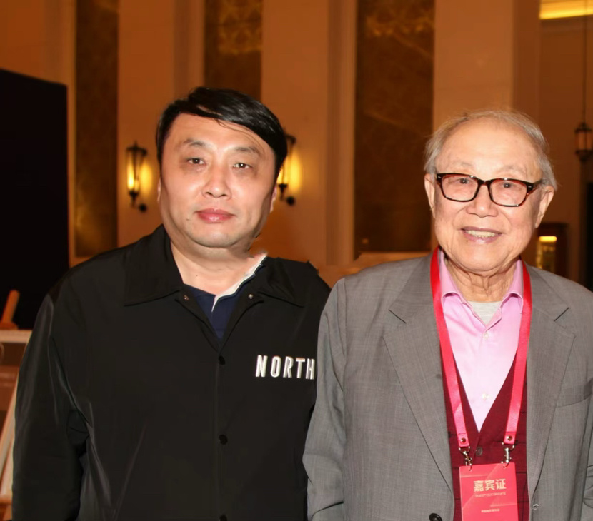 一路走好！92岁国家一级演员张目因病离世，离世前症状轻微仅咳嗽而已_腾讯新闻