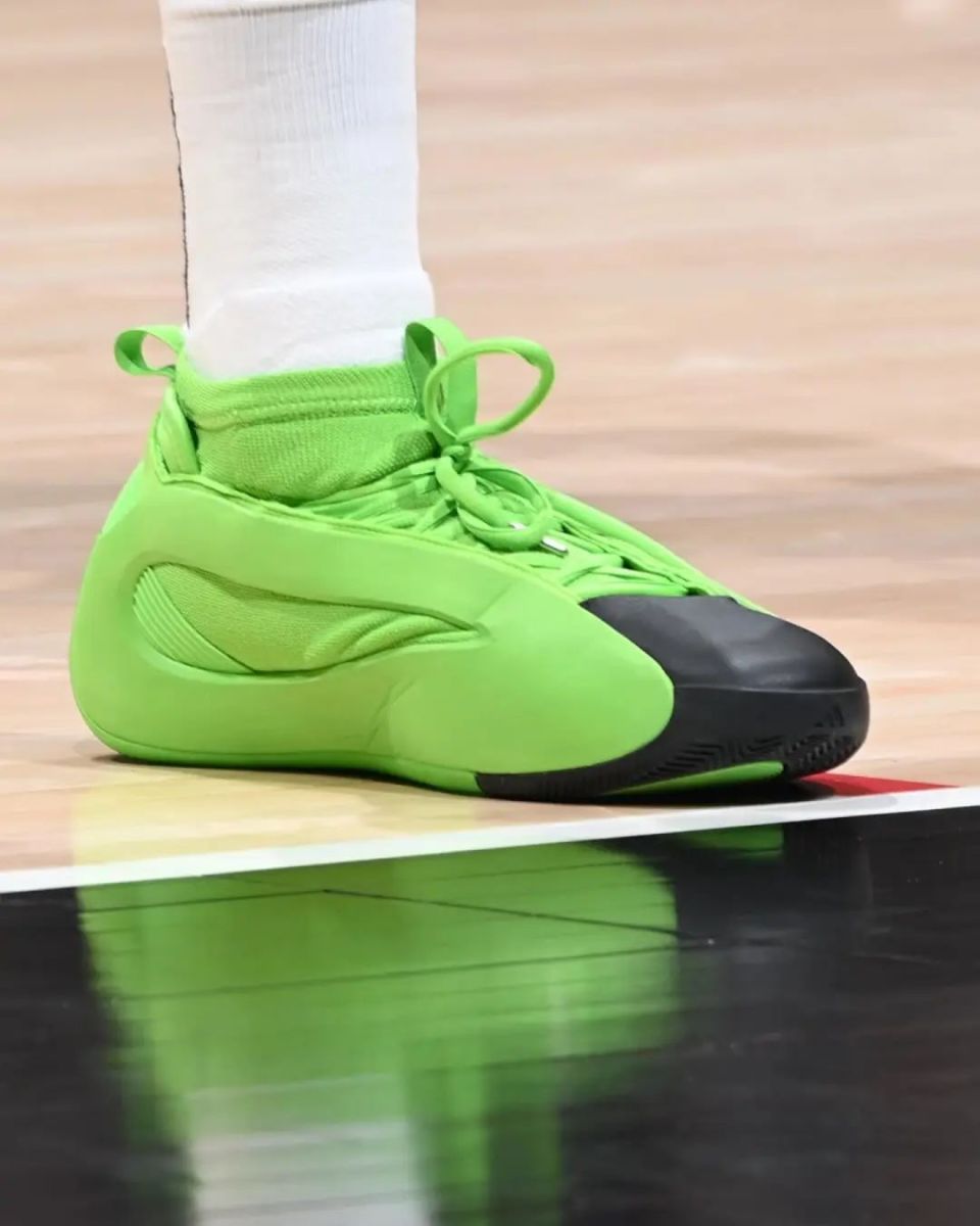 哈登 8 也玩「黑脚趾」!多款新配色曝光!