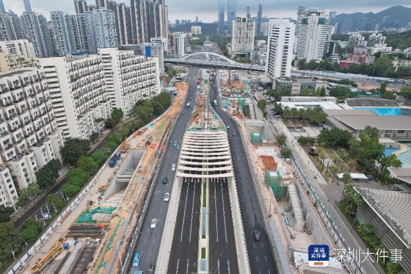 深圳黄木岗交通枢纽下沉隧道通车,市二医院交通压力或缓解_腾讯新闻