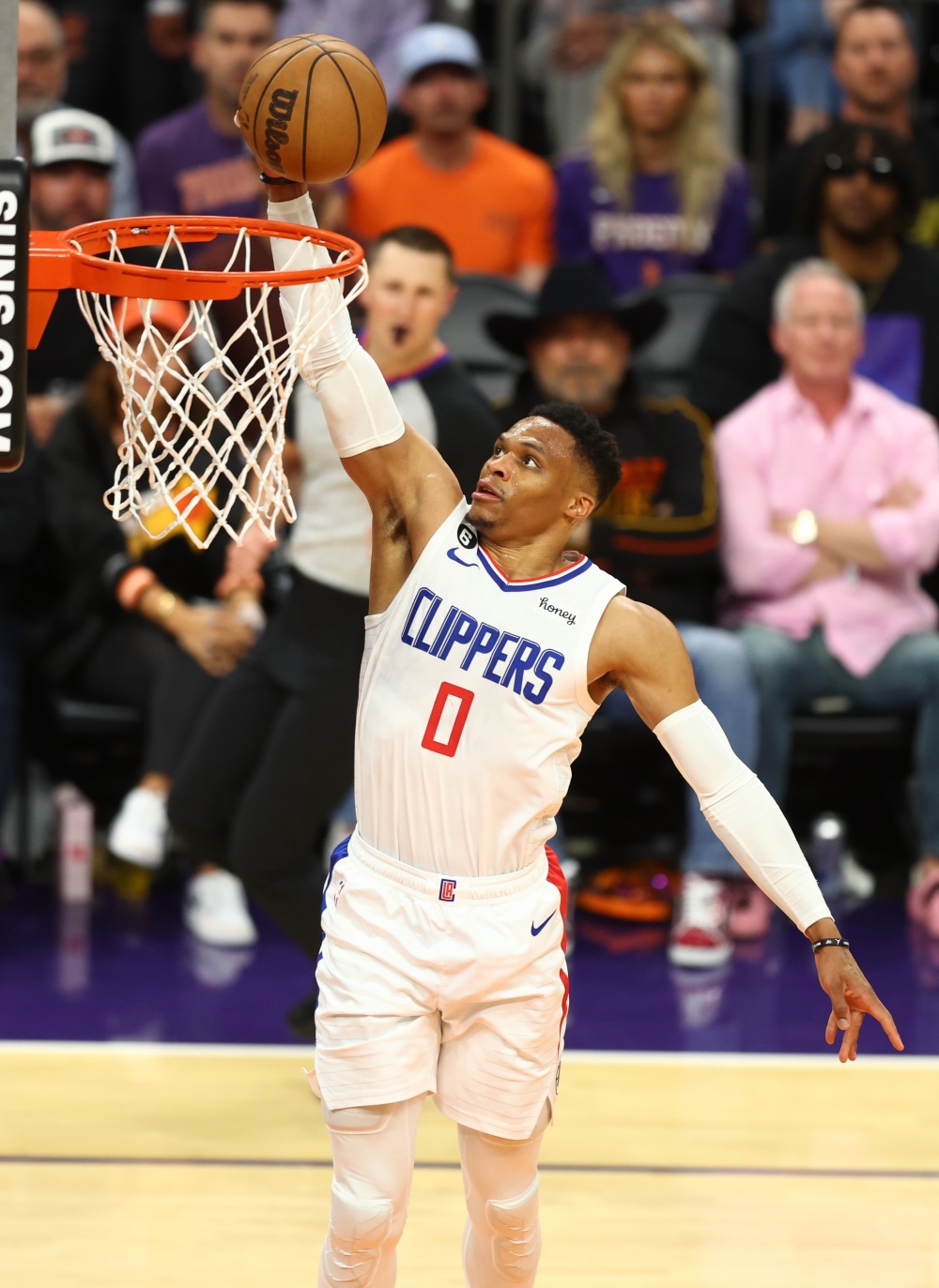 威少本季扣篮32次&控卫中仅次于sga