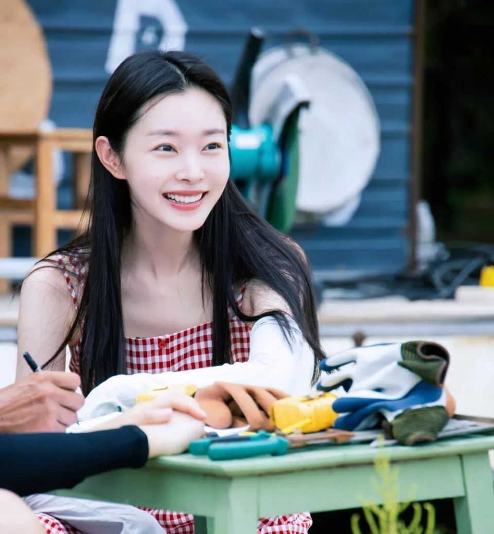 不愧是"百家疯抢的嫂子",这一次33岁的宋轶,又赢麻了