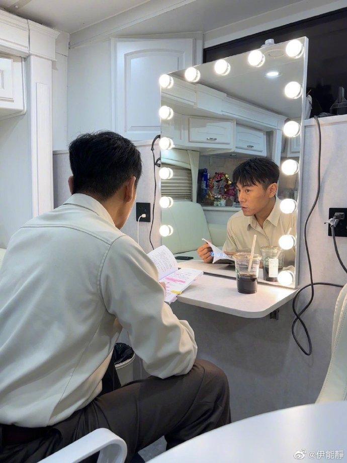 上热搜的秦昊减肥法行不行？营养学家：短期试试也不行！