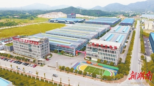 "飞地"飞出"金凤凰"——湖南工程机械配套产业园力