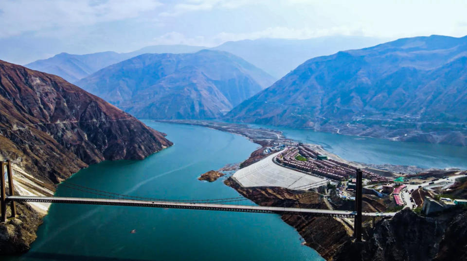 昆明第一大港东川港建设正酣_腾讯新闻