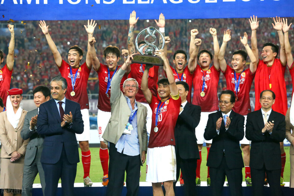 恒大亚冠10周年,惨遭羞辱,中国足球倒退,广州恒大罪魁祸首_腾讯新闻