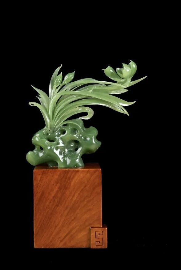镇平玉雕在上海"玉龙奖"珠宝玉器展活动中再获佳绩