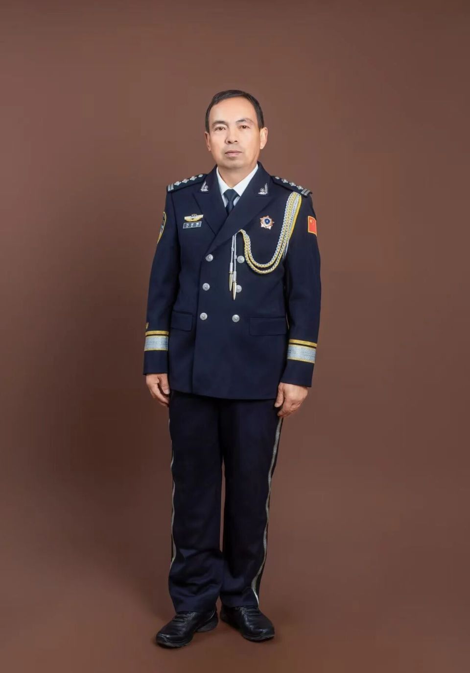 马宏瑞：从警41年，今年是他五一最后一班岗_腾讯新闻