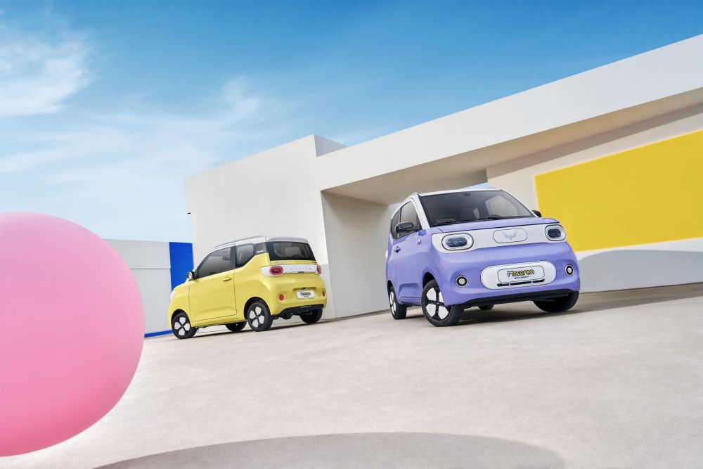 微型车新王登基宏光miniev第三代马卡龙上市加量还降价