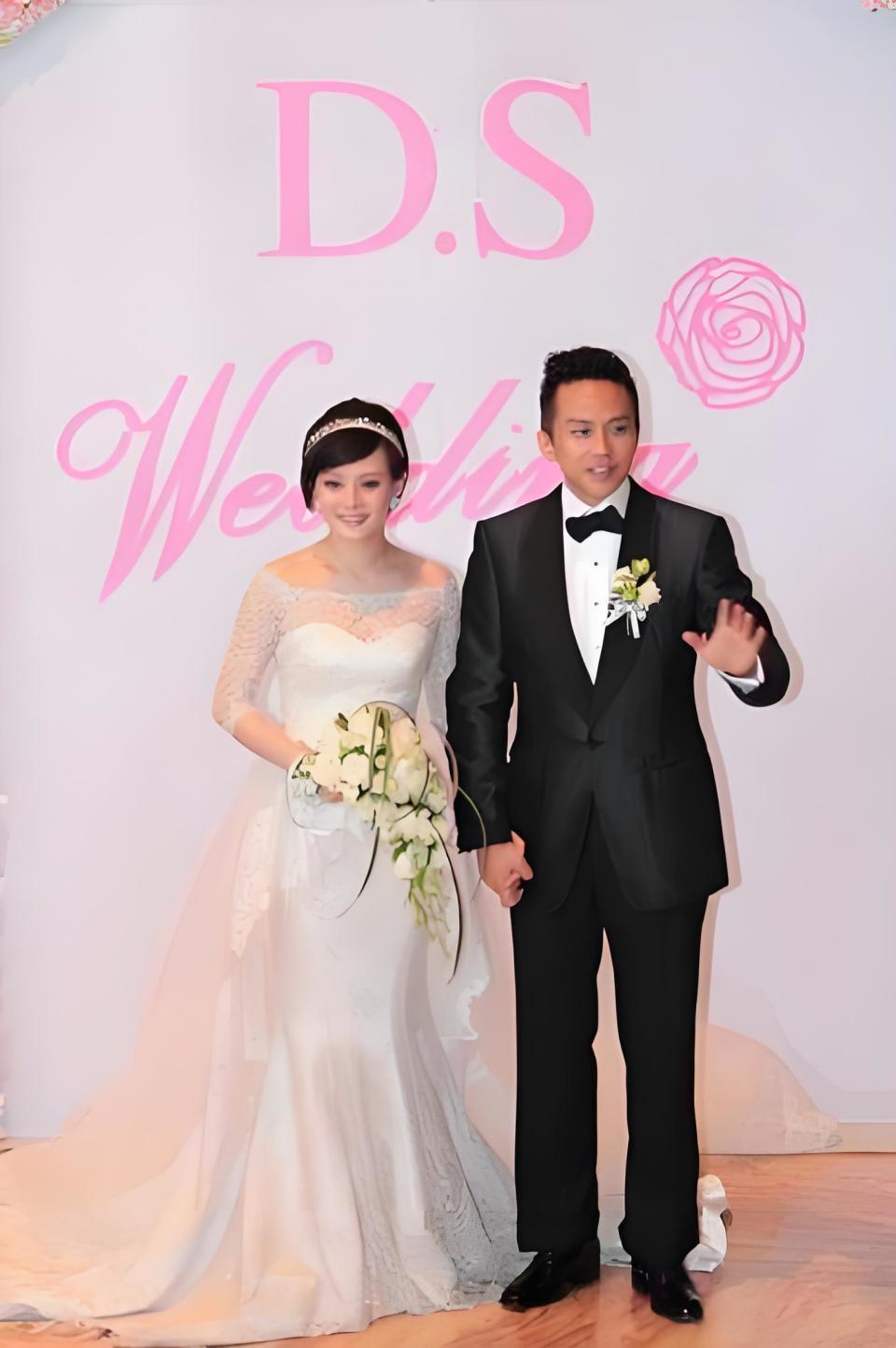 孙俪组建家庭乐队梦碎,与邓超14年的婚姻中,表面强势的她,才是被"拿捏