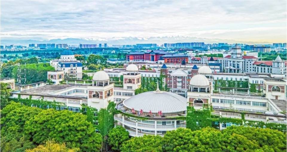 成都锦城学院:科技引领教学变革,助推数字实践人才培养_腾讯新闻