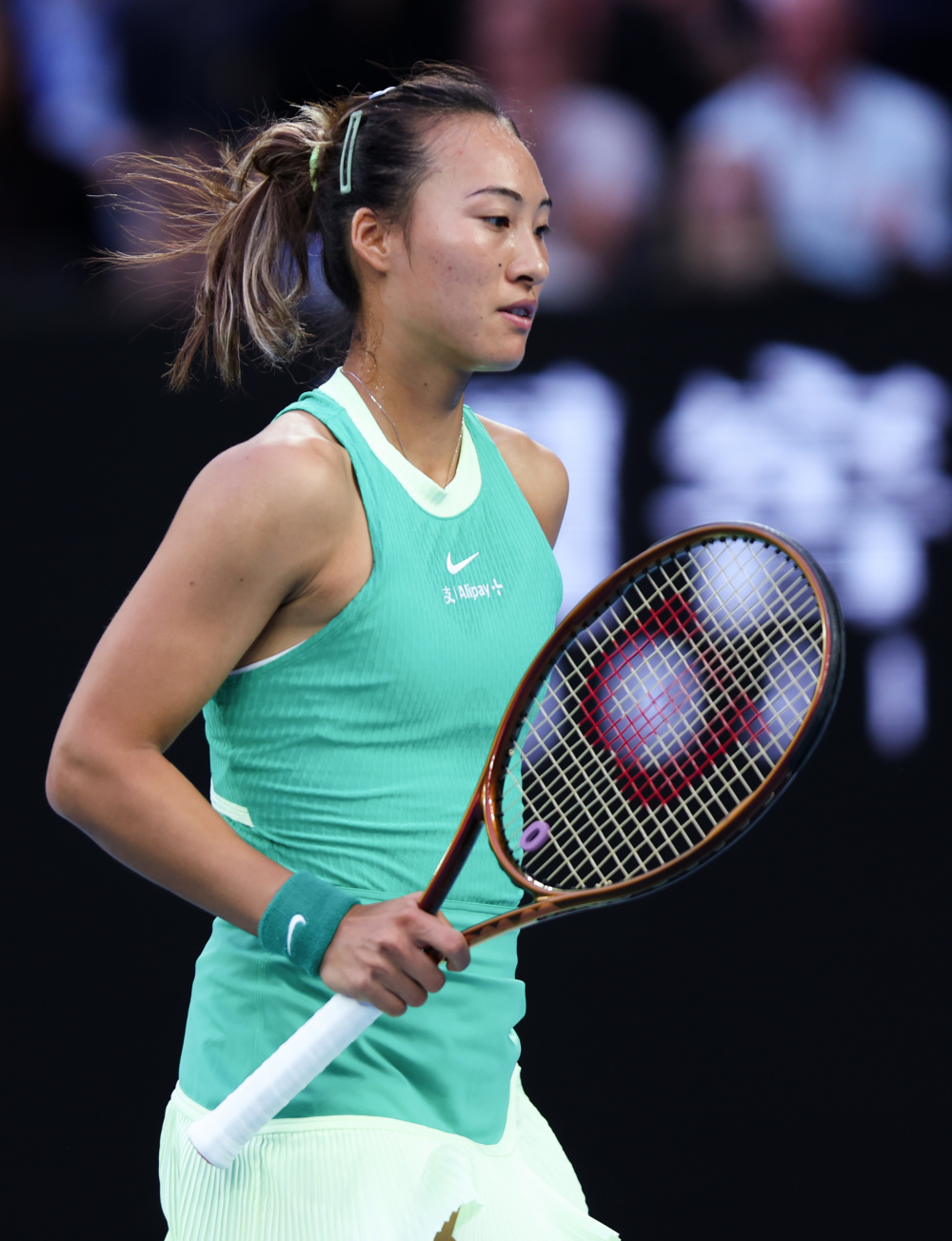 网球——澳网女单:郑钦文获得亚军