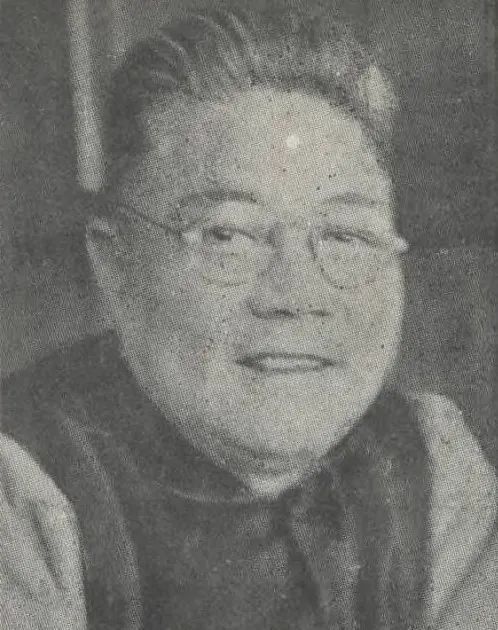 《光学》《电磁学》等课程,建立起交直流电机实验室,并有黄苍林,崔