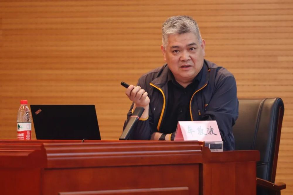 日照日报社(集团)党委书记,社长,董事长牟敦波以《用影像推动媒体融合