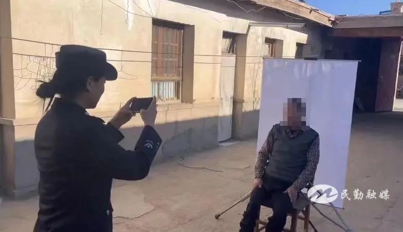 民勤县公安局西坝派出所:深耕社区警务 绘就平安"蓝图