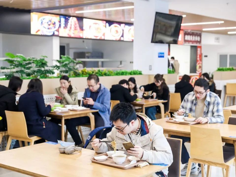 湖头小吃飘香北大食堂